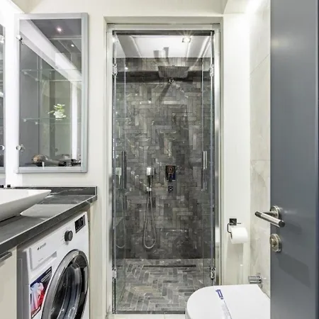 Charming Bright 1bd Modern Pad Wparking #337