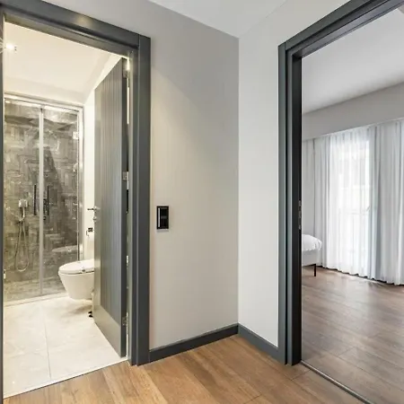 Charming Bright 1bd Modern Pad Wparking #337 *